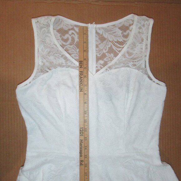 Meetjen Ivory Lace Fit & Flare Dress | Size Large - Picture 5 of 10